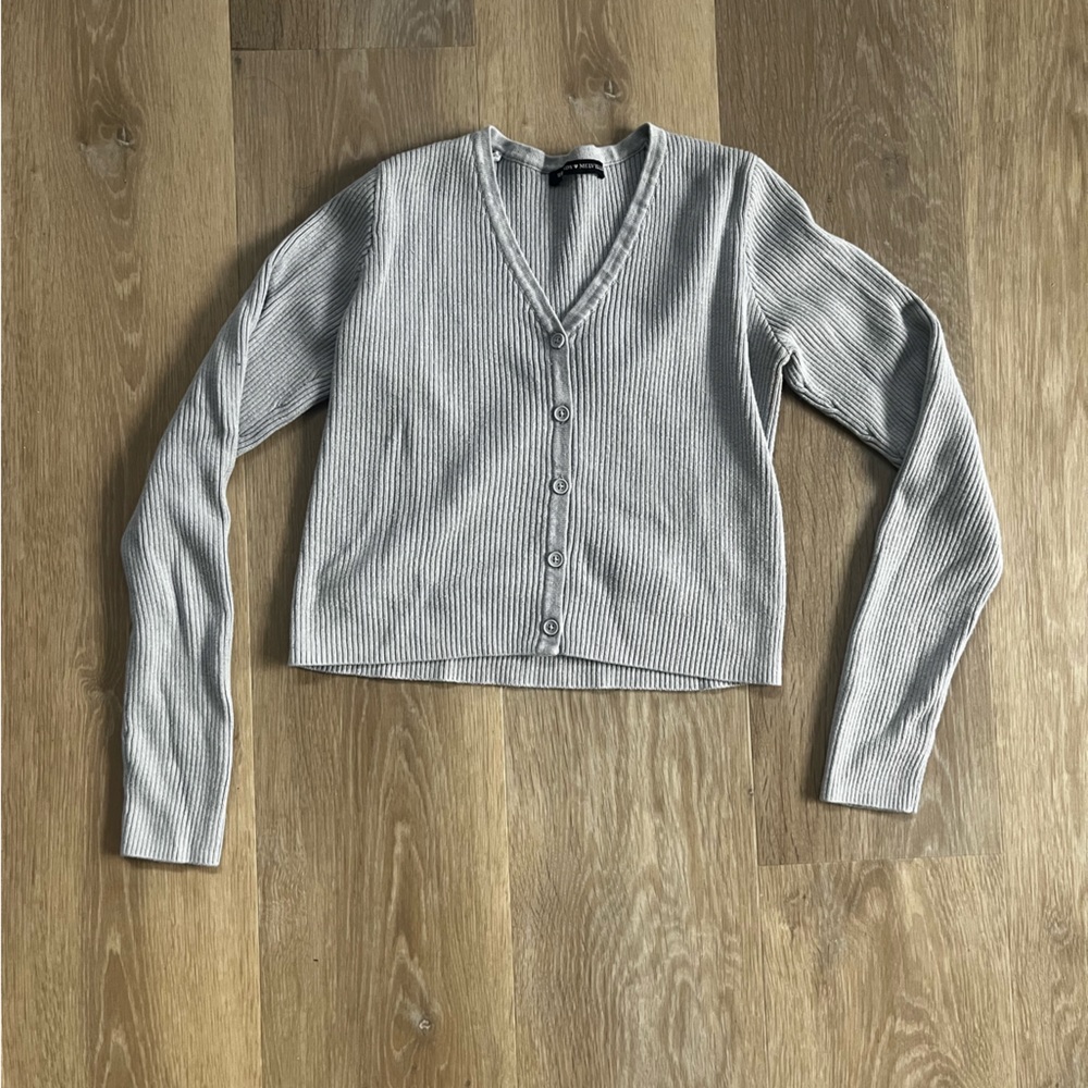 Brandy Melville Sweater